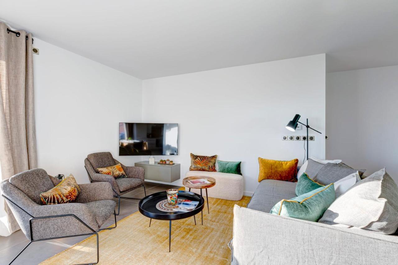 Serenity - 3 Bedroom Top Floor Apartment Parking & Lake View Terrace Annecy Kültér fotó